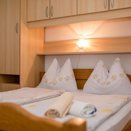 Rooms Marijana Kampor Ngoại thất bức ảnh